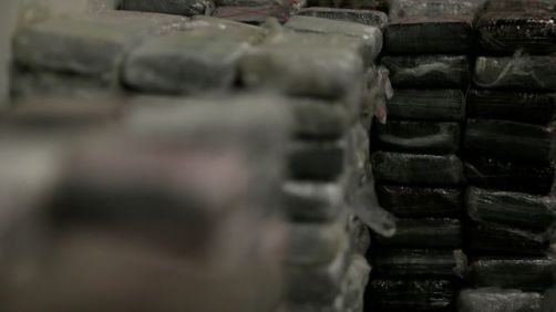 saisie-le-21-septembre-2013-de-1-3-tonne-de-cocaine-a-bord-d-un-cargo-d-air-france-sur-l-aeroport-de-roissy_5482060