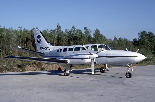 cessna-404-titan-01