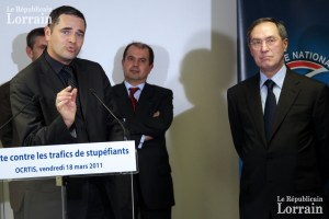 francois-thierry-aimait-s-afficher-avec-les-ministres-de-l-interieur-succesifs